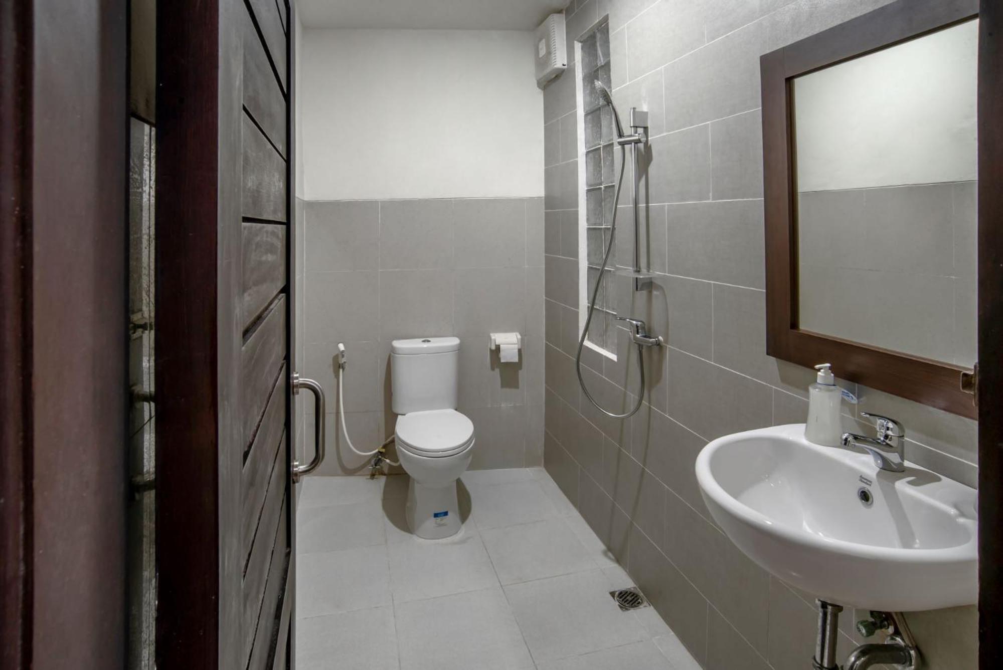 Pondok Arya Kuta Villas By Kamara Rom bilde